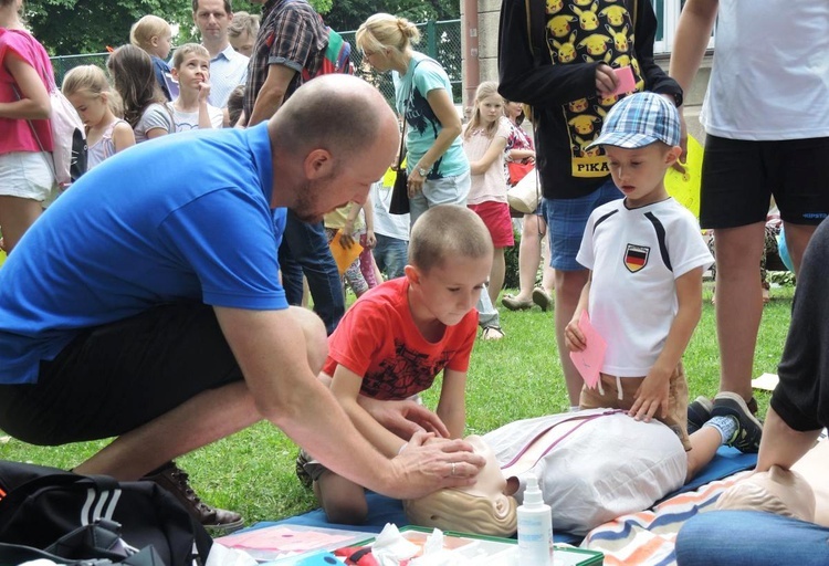 17. Szkolny festyn "u Sióstr" w Bielsku-Białej