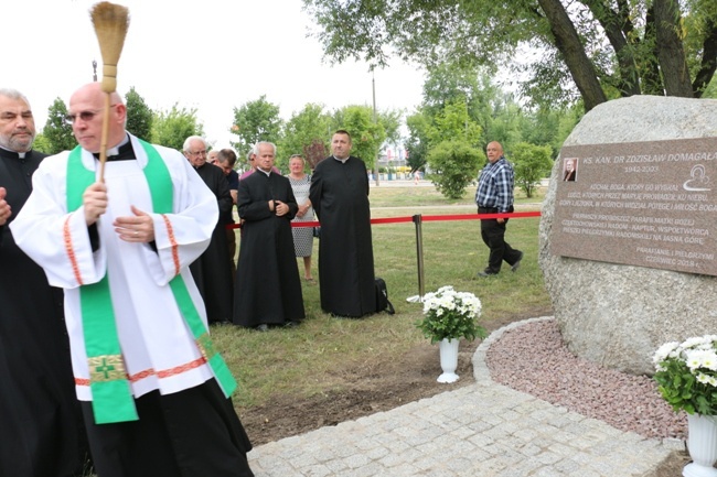 Upamiętnili ks. Zdzisława Domagałę