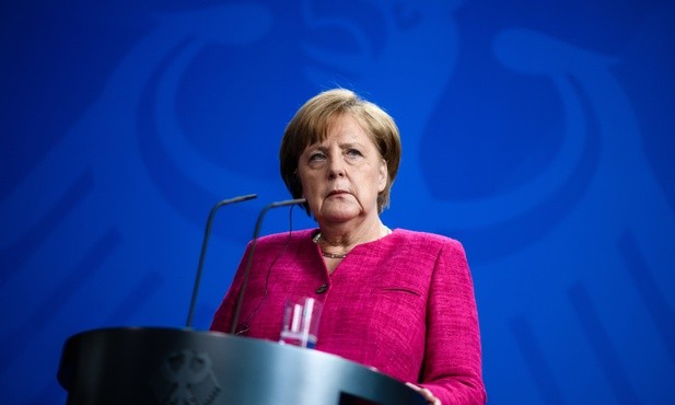 "Der Spiegel": "Godzina prawdy" Merkel i Seehofera