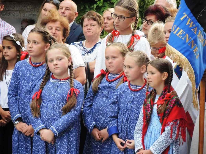 Tablica świętych Kawalerów Orderu Uśmiechu w Leśnej