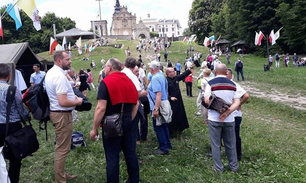 Po męsku w stronę Świętego Krzyża