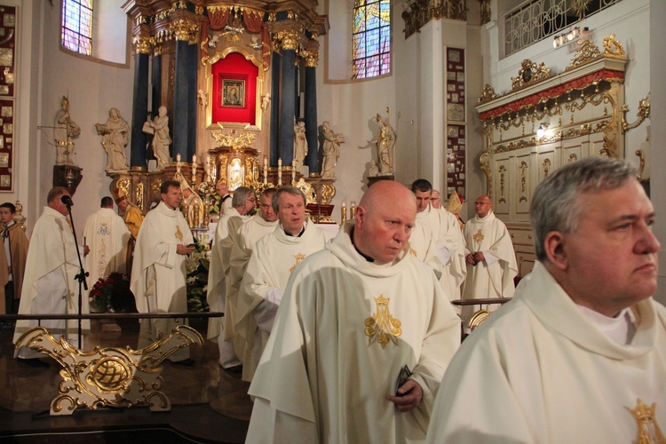 Maryjny Rok Jubileuszowy w Rokitnie rozpoczęty