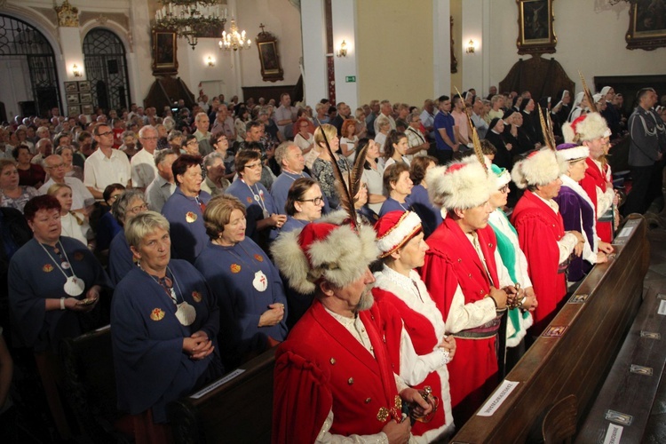 Maryjny Rok Jubileuszowy w Rokitnie rozpoczęty