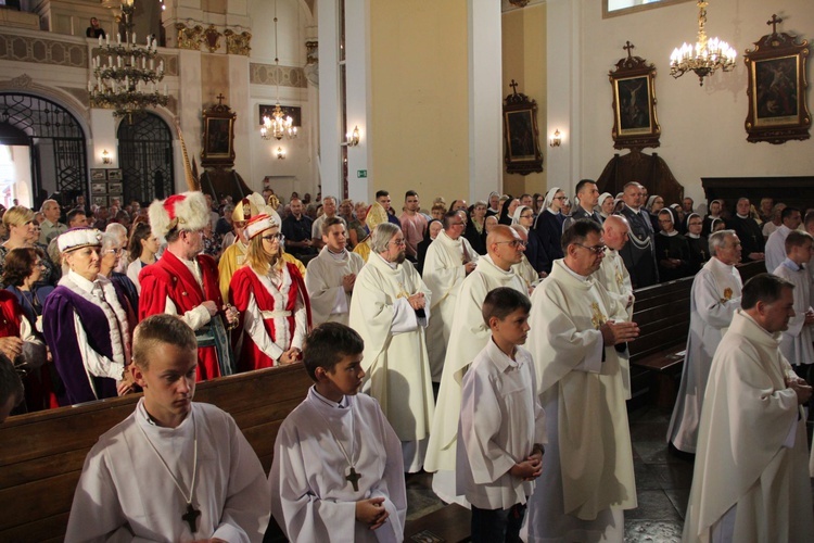 Maryjny Rok Jubileuszowy w Rokitnie rozpoczęty