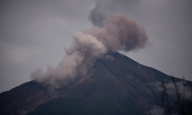 Wulkan Fuego w Gwatemali