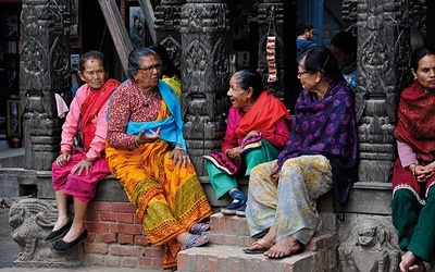 Newarskie kobiety na ulicach Patanu,  dzielnicy Katmandu.