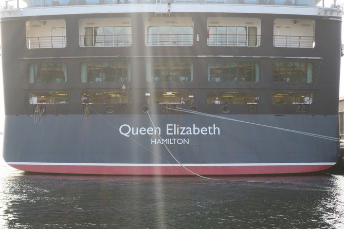 Statek pasażerski "Queen Elizabeth" w Gdyni