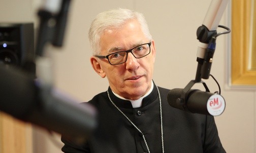 Abp Wiktor Skworc: odpoczynek ma być odpowiedzialny