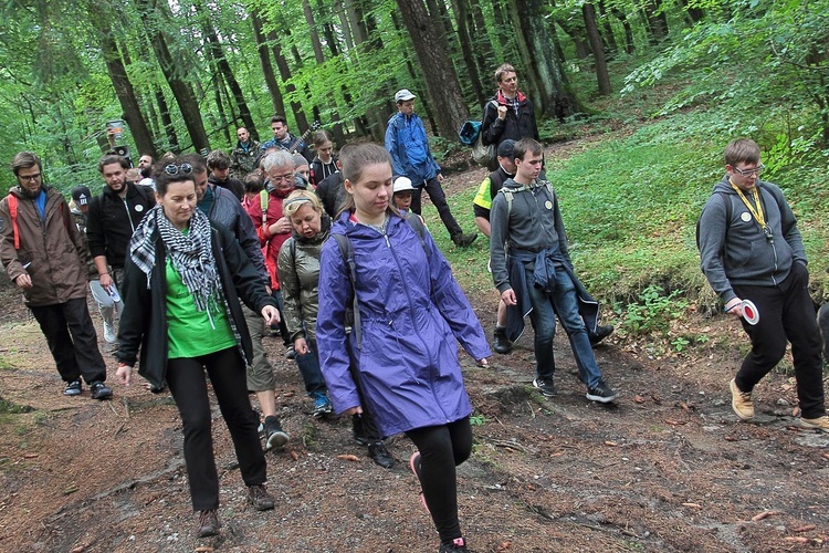 Pielgrzymka Świętych Gór - wyjście z Góry Chełmskiej