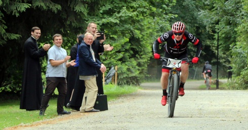 "Ora et Ride" czyli na rowerze w cieniu cysterskiego opactwa