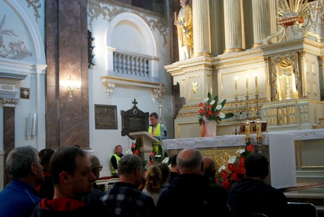 Rano byli w Błotnicy