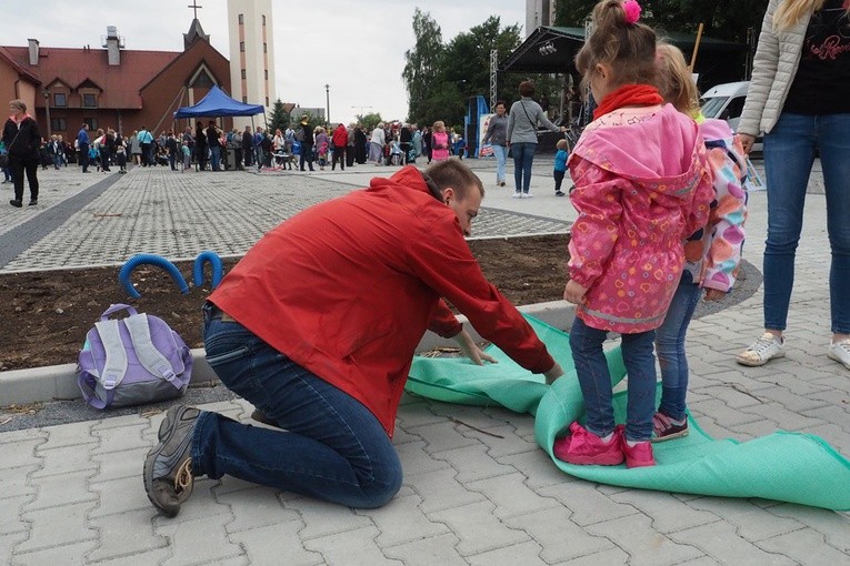 Piknik w parafii MB Nieustającej Pomocy w Mistrzejowicach