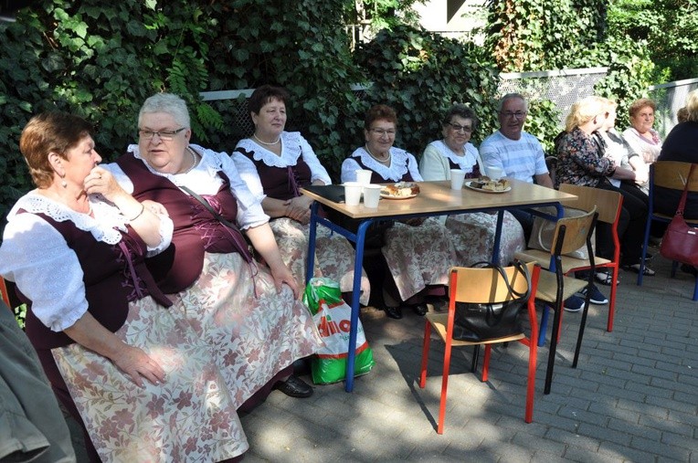 Brazylijczycy świętują ze swoim misjonarzem w Siołkowicach