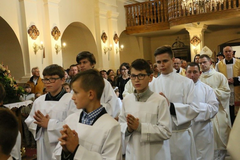 Konsekracja ołtarza w Nałęczowie