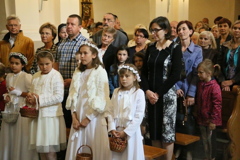 Konsekracja ołtarza w Nałęczowie