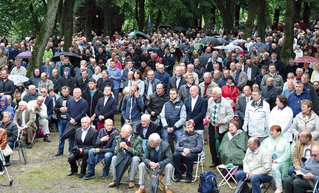 spotyka się z mężczyzną z południa