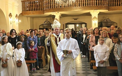 ▲	Uroczystościom odpustowym przewodniczył abp Stanisław Budzik.