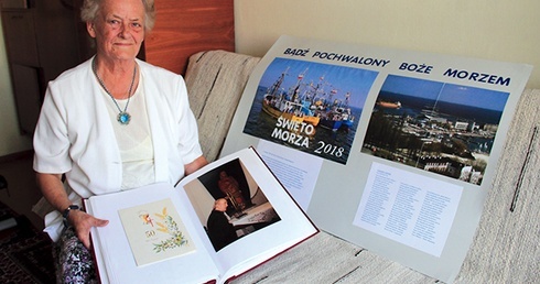 ▲	Joanna Ryłko od lat gromadzi wspomnienia i pamiątki związane z ludźmi morza.