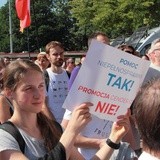 Protest przeciwko Modelowi na rzecz Równego Traktowania