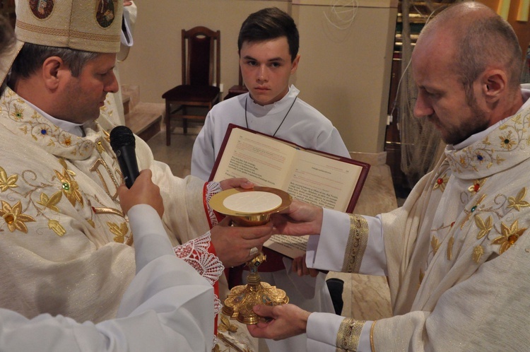 Święcenia kapłańskie w Przecławiu