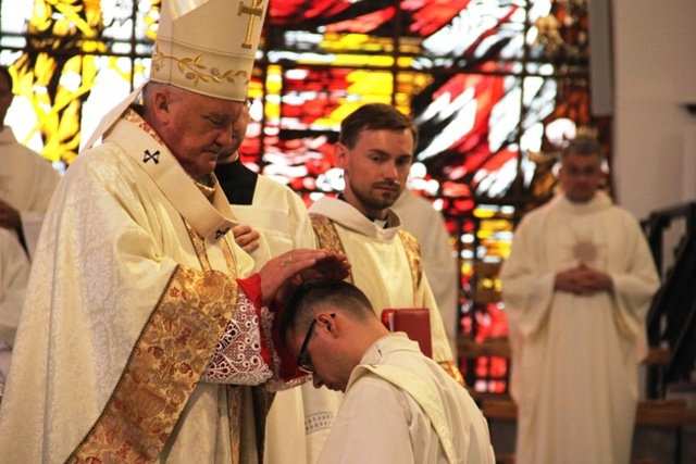 Święcenia u jezuitów 