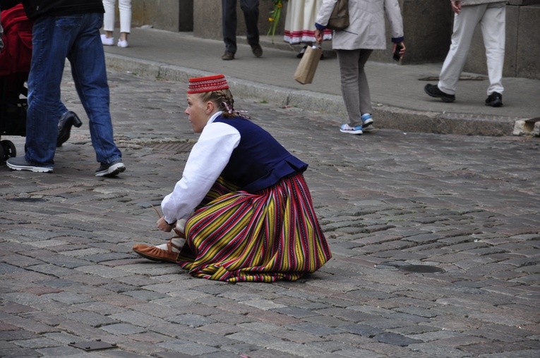 Łotwa śpiewa i tańczy