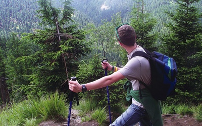 Obóz wędrowny dla chłopaków to doskonała okazja, by wypocząć, wzmocnić się w wierze i poznać Tatry.