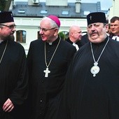 Abp Paisjusz (Martyniuk), abp Stanisław Budzik i abp Abel (od lewej).