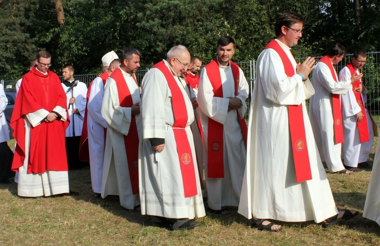 Bp Iwanecki na Festiwalu Życia