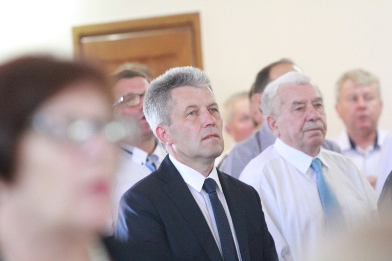 Przybysławice - tablica ks. Michała Dziedzica