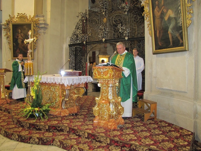 W programie każdego dnia była Eucharystia.