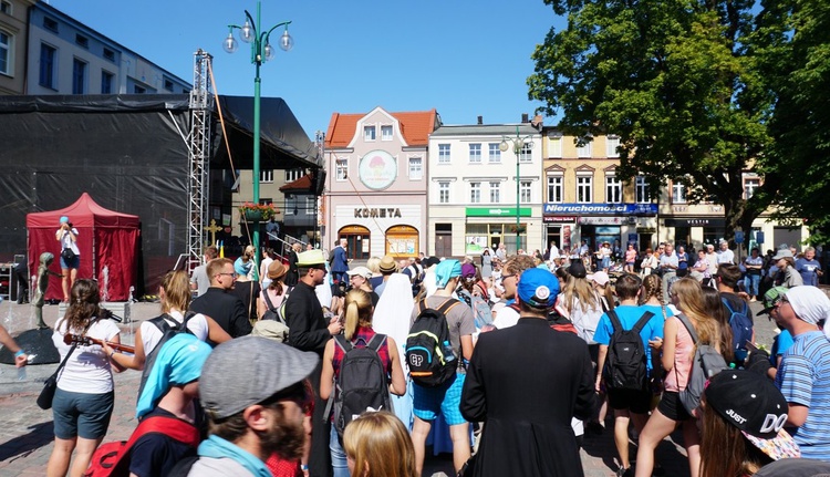 Szósty dzień Festiwalu Życia z pielgrzymką do Lublińca