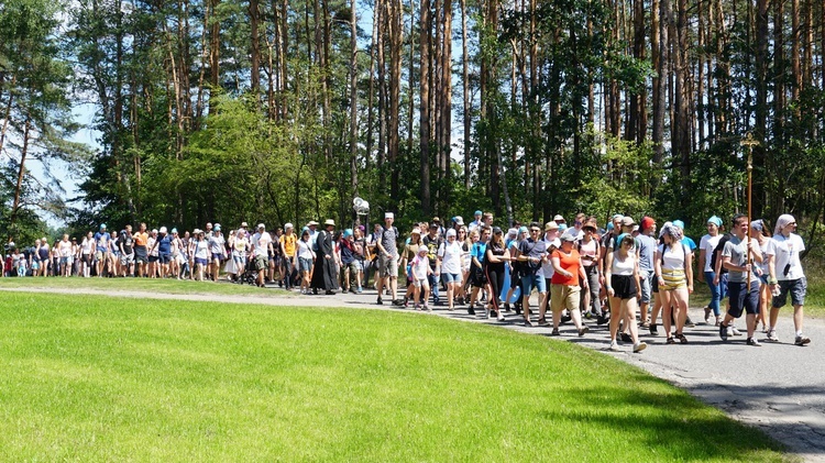 Szósty dzień Festiwalu Życia z pielgrzymką do Lublińca