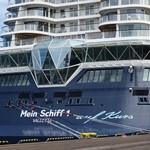 Statek "Mein Schiff 1" w gdyńskim porcie