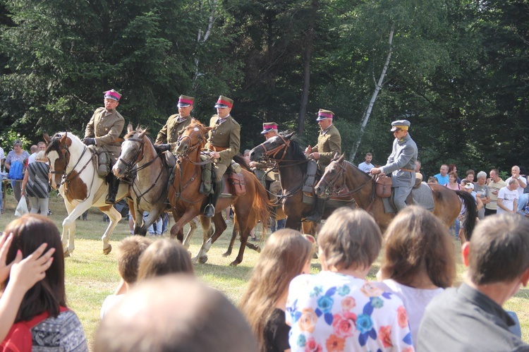 Uroczystości patriotyczne na Korabie