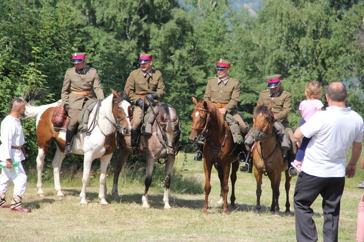 Uroczystości patriotyczne na Korabie