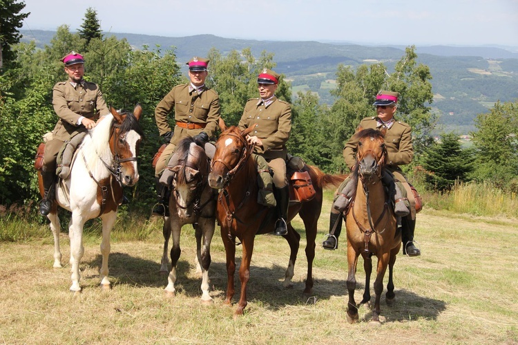 Uroczystości patriotyczne na Korabie