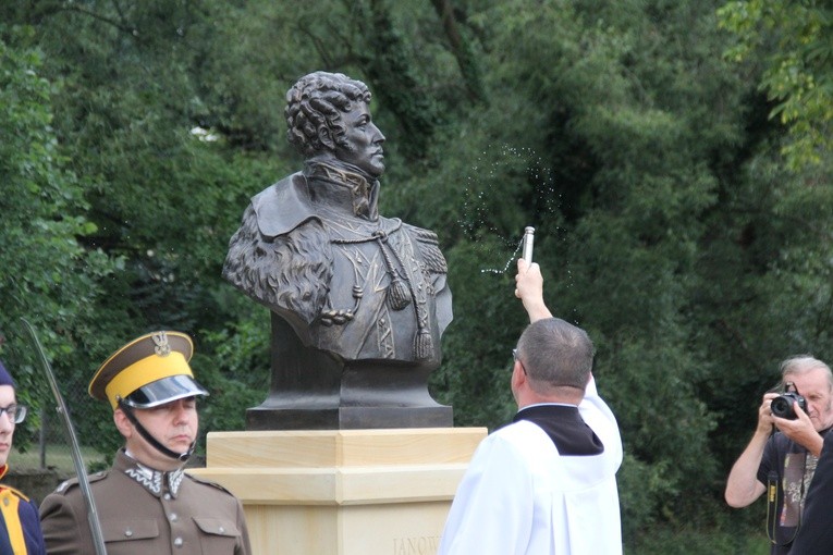 Odsłonięcie pomnika Jana Kozietulskiego w Skierniewicach