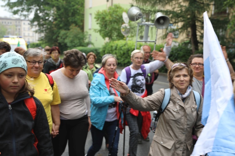 Pielgrzymka "Ogień Lolek" z Bielska-Białej na Matyskę - 2018