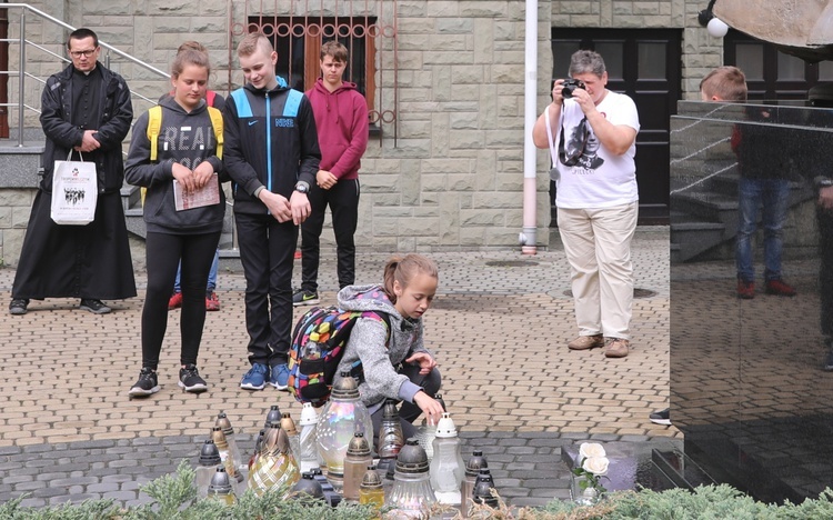 Pielgrzymka "Ogień Lolek" z Bielska-Białej na Matyskę - 2018