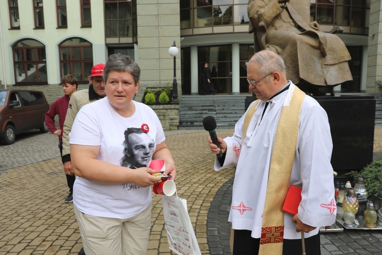 Pielgrzymka "Ogień Lolek" z Bielska-Białej na Matyskę - 2018