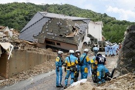 Papież modli się za ofiary powodzi w Japonii