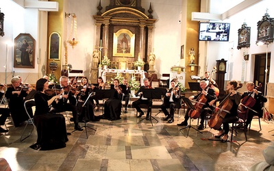 Występ Litewskiej Orkiestry Kameralnej w Ożarowie.