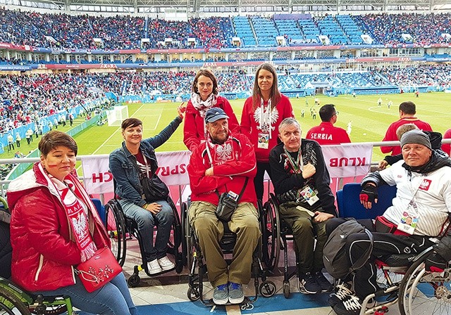 Jak podkreślają członkowie KKN, stadion kaliningradzki oraz cała infrastruktura wokół niego zostały bardzo dobrze przystosowane do osób niepełnosprawnych.