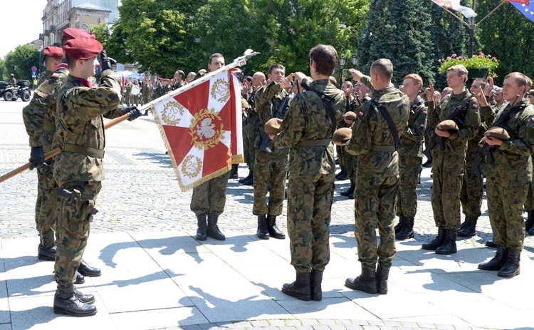 Przysięga 6. Mazowieckiej Brygady Obrony Terytorialnej 27 maja br. w Radomiu