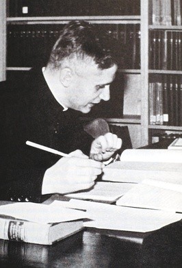 Joseph Ratzinger, pisząc „Wprowadzenie w chrześcijaństwo”, nie był jeszcze nawet biskupem.