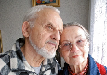 Teresa Ferenc i Zbigniew Jankowski  to poeci dwóch różnych żywiołów – ognia i wody. Jednak oboje podobnie, niczym biblijny Jakub, „siłowali się” z Bogiem,  by wreszcie odkryć wartość ciszy.