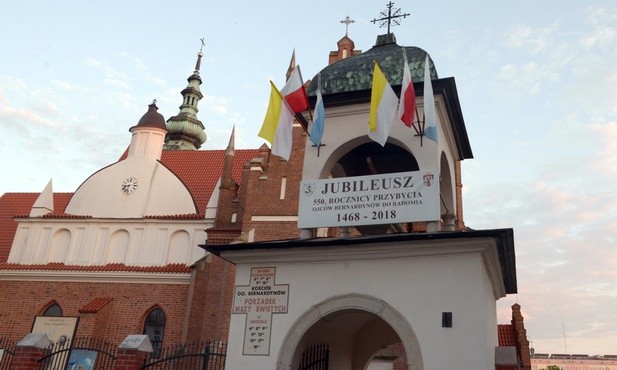 Radomski zespół architektoniczny należy do najlepiej zachowanych średniowiecznych klasztorów bernardyńskich w Polsce