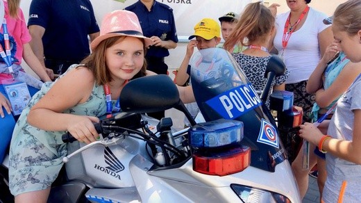 Dzieci mogły być policjantami, strażakami, bankowcami, kim tylko chciały.