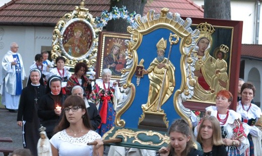 Rychwałd: lipcowe czuwanie